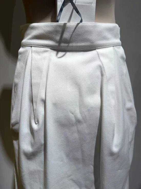 MaxMara White Button-Front High-Waist Maxi Skirt - Picture 10 of 11